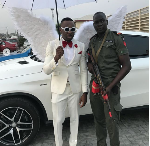 Socialite Who Ties Up Women Like Dogs, PrettyMike Acquires New Bentley (PHOTOS) %Post Title